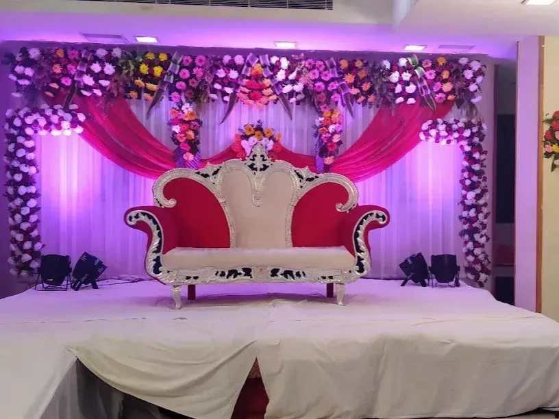 Royal mandap decoration for Varanasi weddings - Tent house setup